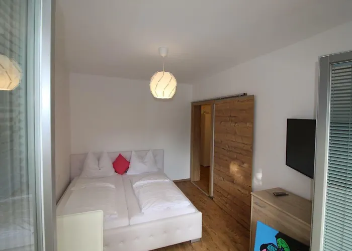 Hero's * Klagenfurt am Wörthersee